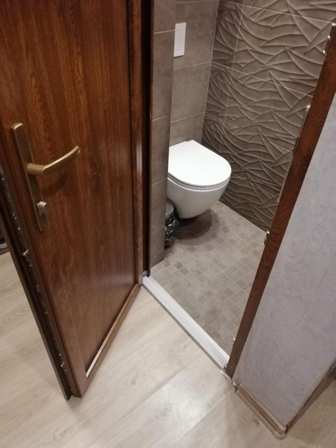 Green Oaks Private Rooms With Private Shower Κλαϊπέντα Εξωτερικό φωτογραφία