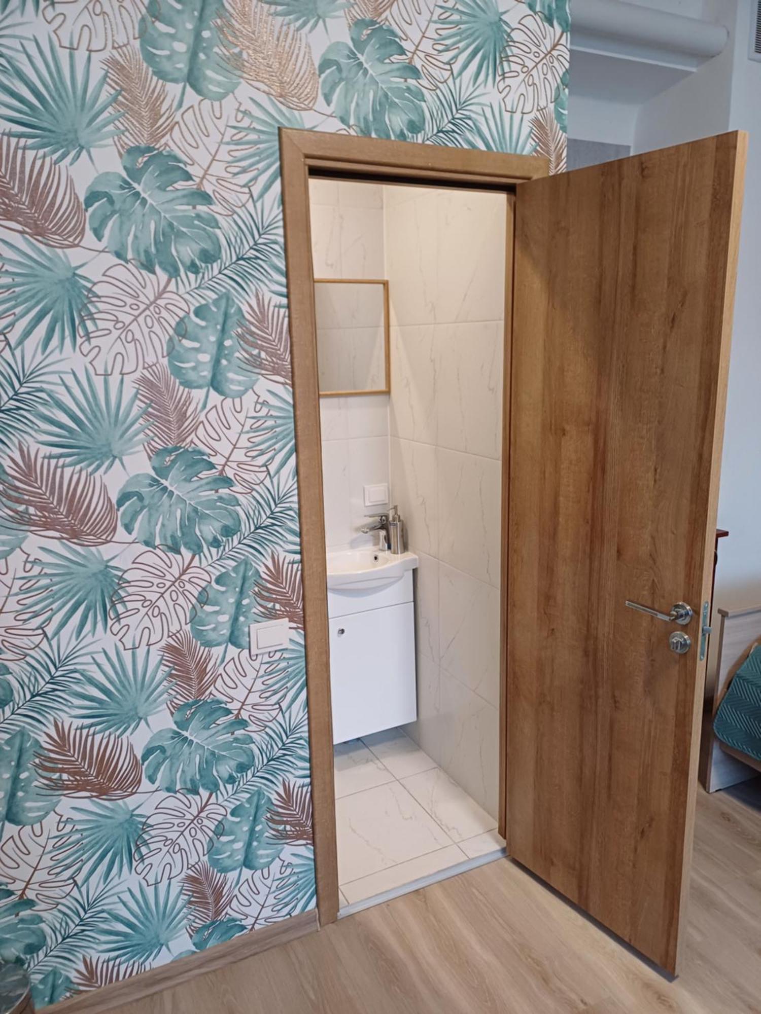 Green Oaks Private Rooms With Private Shower Κλαϊπέντα Εξωτερικό φωτογραφία